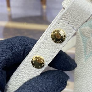 Neonoe BB M24048-6.jpg