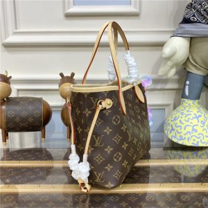Neverfull PM Monogram Canvas M41245 Beige-2.jpg