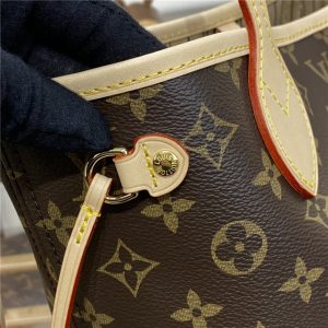 Neverfull PM Monogram Canvas M41245 Beige-5.jpg