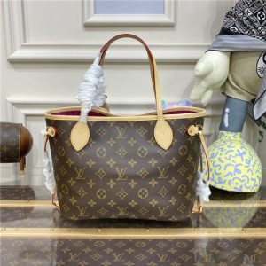 Neverfull PM Monogram Canvas M41245 Pivoine-3.jpg