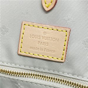 OnTheGo MM M24708-7.jpg