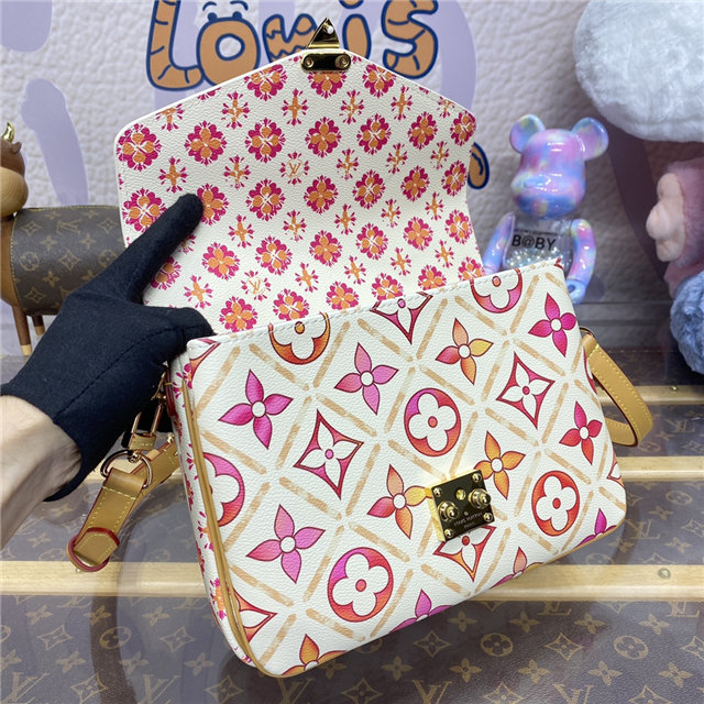 Pochette Metis M11461-8.jpg