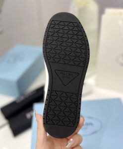 Prada Unisex Elegant Sneakers 2EE364 Silver-10