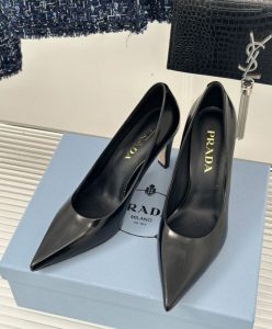 Prada Womens Brushed Leather Pumps 1I288N-3