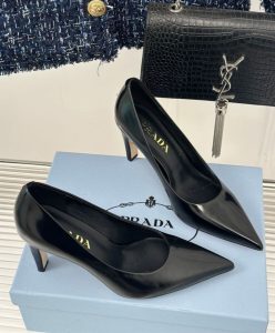 Prada Womens Brushed Leather Pumps 1I288N-4