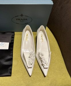 Prada Womens Brushed Leather Pumps With Floral Appliques 1I300N-2