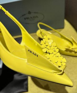 Prada Womens Brushed Leather Slingback Pumps With Floral Appliques 1I317N-7