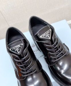 Prada Womens Heeled Brushed Leather Lace-ups Black-9