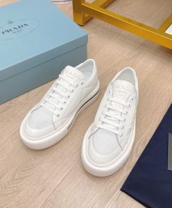 Prada Womens Macro Re-Nylon Recycled Nylon And Shiny Leather Sneakers-2