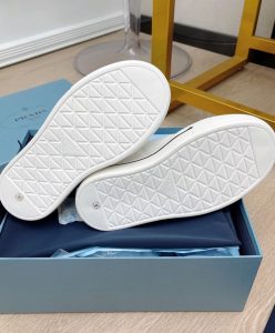 Prada Womens Macro Re-Nylon Recycled Nylon And Shiny Leather Sneakers-7