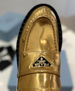 Prada Womens Metallic Leather Loafers 1D246M-7
