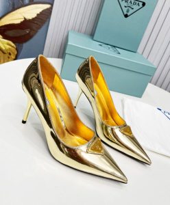 Prada Womens Metallic Leather Pumps Golden-3