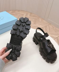 Prada Womens Monolith Rubber Sandals 1X382N-10