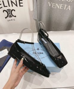 Prada Womens Patent Leather Ballerinas 1F036N Black-5
