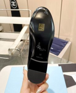 Prada Womens Patent Leather Lace-up Shoes 1E366 Black-9