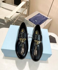 Prada Womens Patent Leather Loafers 1S365N Black-2