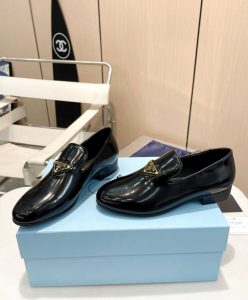 Prada Womens Patent Leather Loafers 1S365N Black-5