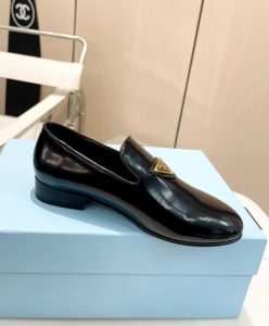 Prada Womens Patent Leather Loafers 1S365N Black-6