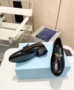 Prada Womens Patent Leather Loafers 1S365N Black-9