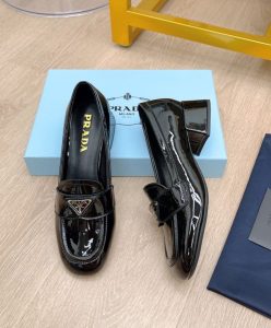 Prada Womens Patent Leather Loafers-4