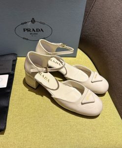 Prada Womens Patent Leather Pumps 1I352N-3