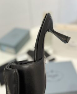 Prada Womens Soft Padded Nappa Sandals 1XX654-8