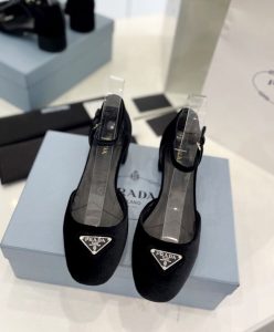 Prada Womens Velvet Pumps 1I357N Black-2