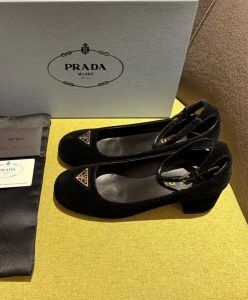 Prada Womens Velvet pumps 1I358N Black-4