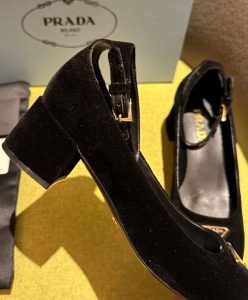 Prada Womens Velvet pumps 1I358N Black-9