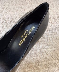 Saint Laurent Womens Avenue Pumps In Patent Leather Black-7