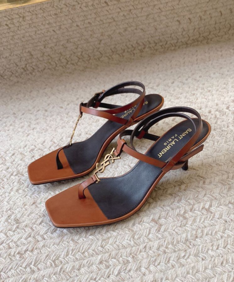 Saint Laurent Womens Cassandra Sandals In Smooth Leather-3