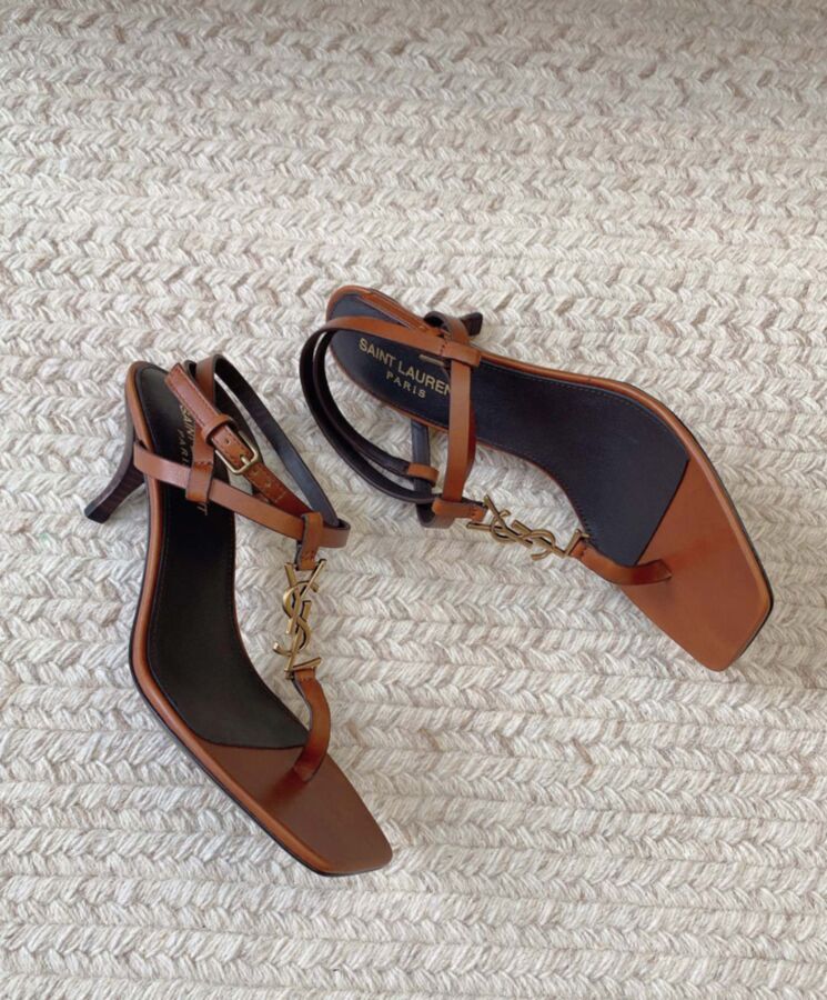 Saint Laurent Womens Cassandra Sandals In Smooth Leather-4