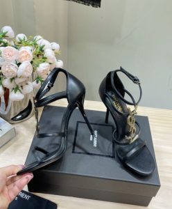 Saint Laurent Womens Cassandra Sandals In Smooth Leather Black-8