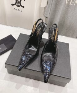 Saint Laurent Womens Lee Slingback Pumps In Crocodile-Embossed Leather Black-2