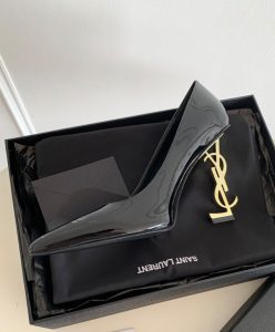 Saint Laurent Womens Opyum Pumps In Patent Leather With Gold-Tone Heel Black-7