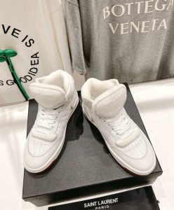 Saint Laurent Womens Sl80 Mid-Top Sneakers In Smooth And Grained Leather Cream-3