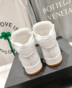 Saint Laurent Womens Sl80 Mid-Top Sneakers In Smooth And Grained Leather Cream-7