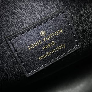 Side Trunk MM M24403-10.jpg