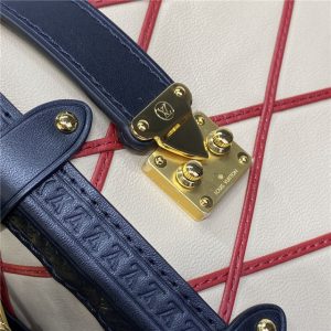 Side Trunk MM M24403-5.jpg