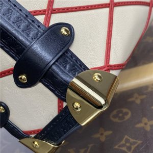 Side Trunk MM M24403-7.jpg