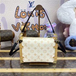 Side Trunk MM M46907-3.jpg