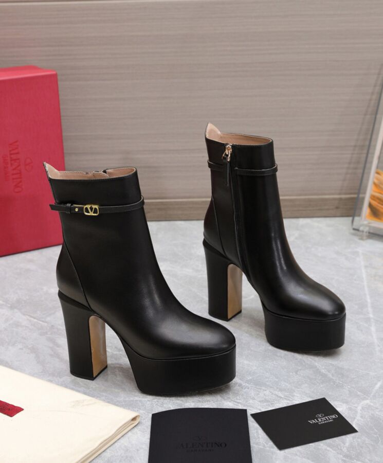 Valentino Garavani Tan-Go Platform Ankle Boot In Calfskin 120MM Black-2
