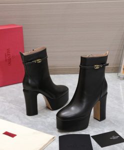 Valentino Garavani Tan-Go Platform Ankle Boot In Calfskin 120MM Black-5