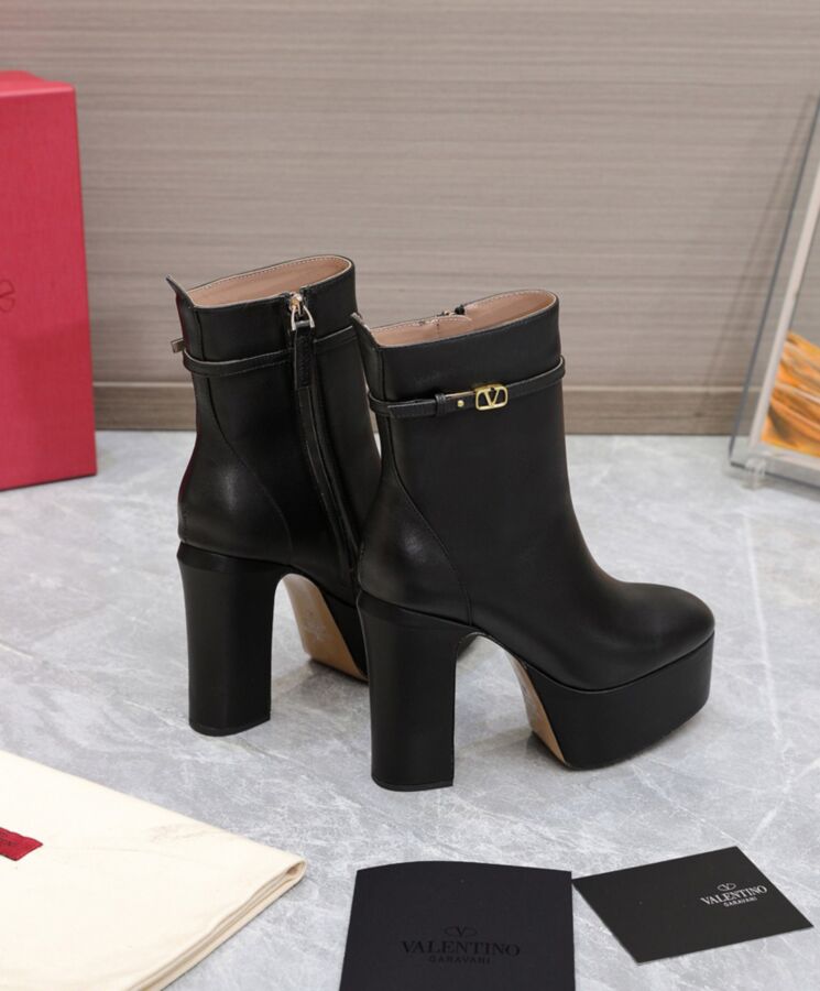 Valentino Garavani Tan-Go Platform Ankle Boot In Calfskin 120MM Black-6