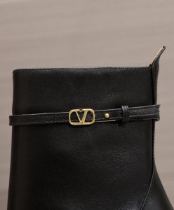 Valentino Garavani Tan-Go Platform Ankle Boot In Calfskin 120MM Black-7