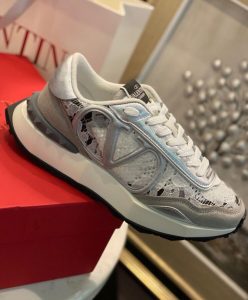 Valentino Unisex Lace And Mesh Lacerunner Sneaker-4