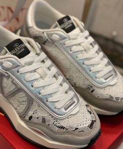 Valentino Unisex Lace And Mesh Lacerunner Sneaker-8