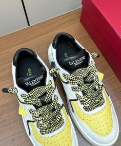 Valentino Unisex One Stud Xl Nappa Leather Low-Top Sneaker-10