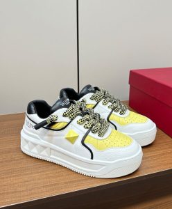 Valentino Unisex One Stud Xl Nappa Leather Low-Top Sneaker-4