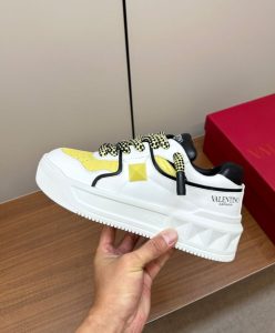 Valentino Unisex One Stud Xl Nappa Leather Low-Top Sneaker-6